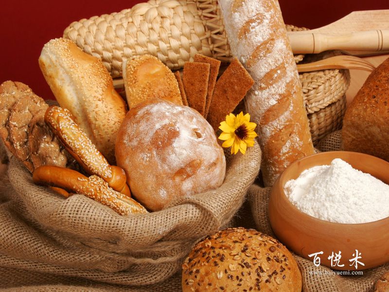 請(qǐng)問開一家烘焙店需要什么設(shè)備??？可以去哪里買？